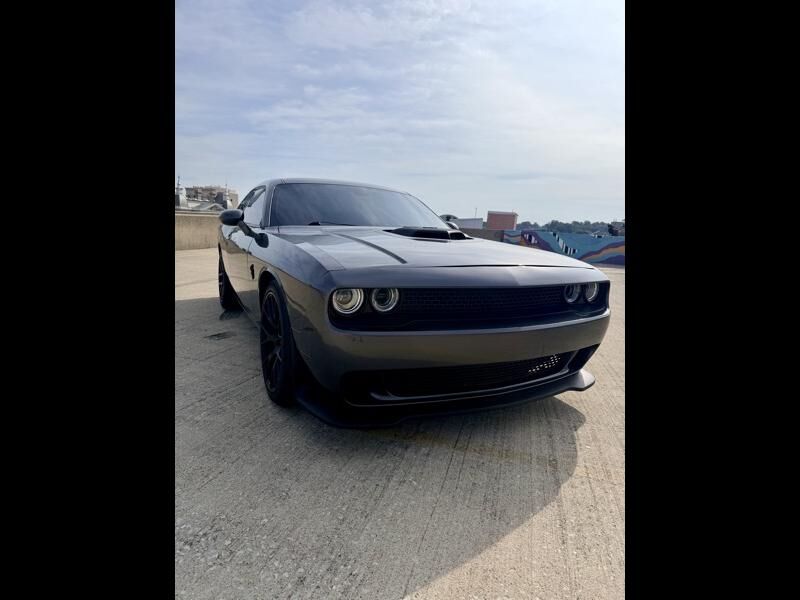 2016 DODGE Challenger