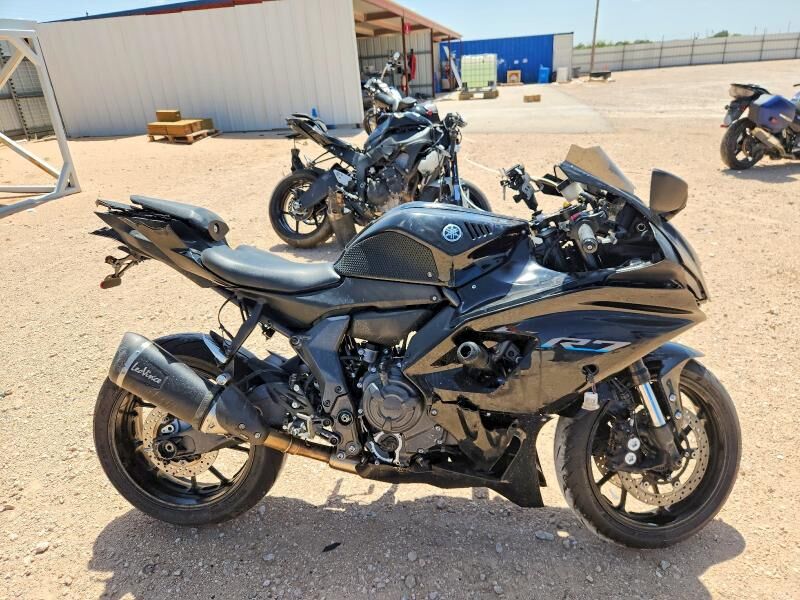 2022 YAMAHA YZF