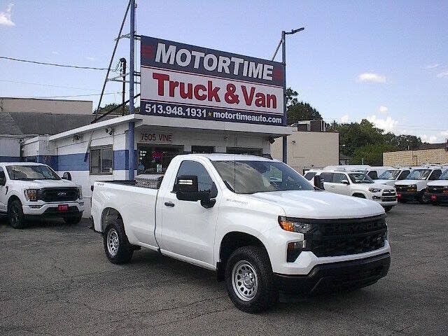 2024 CHEVROLET Silverado