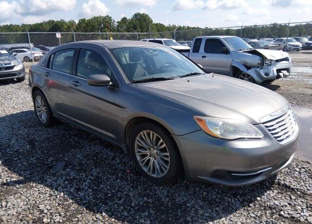 2012 CHRYSLER 200