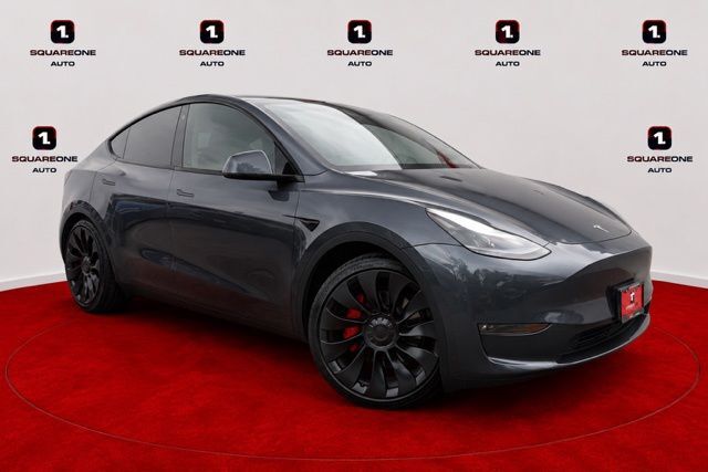 2022 TESLA Model Y