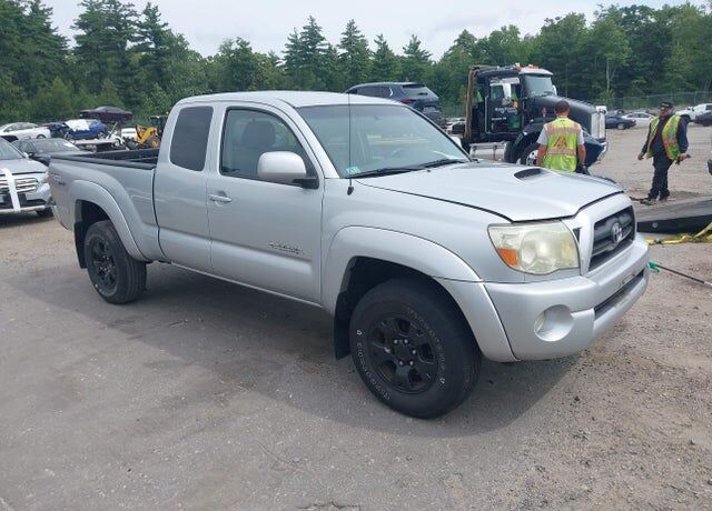 2005 TOYOTA Tacoma