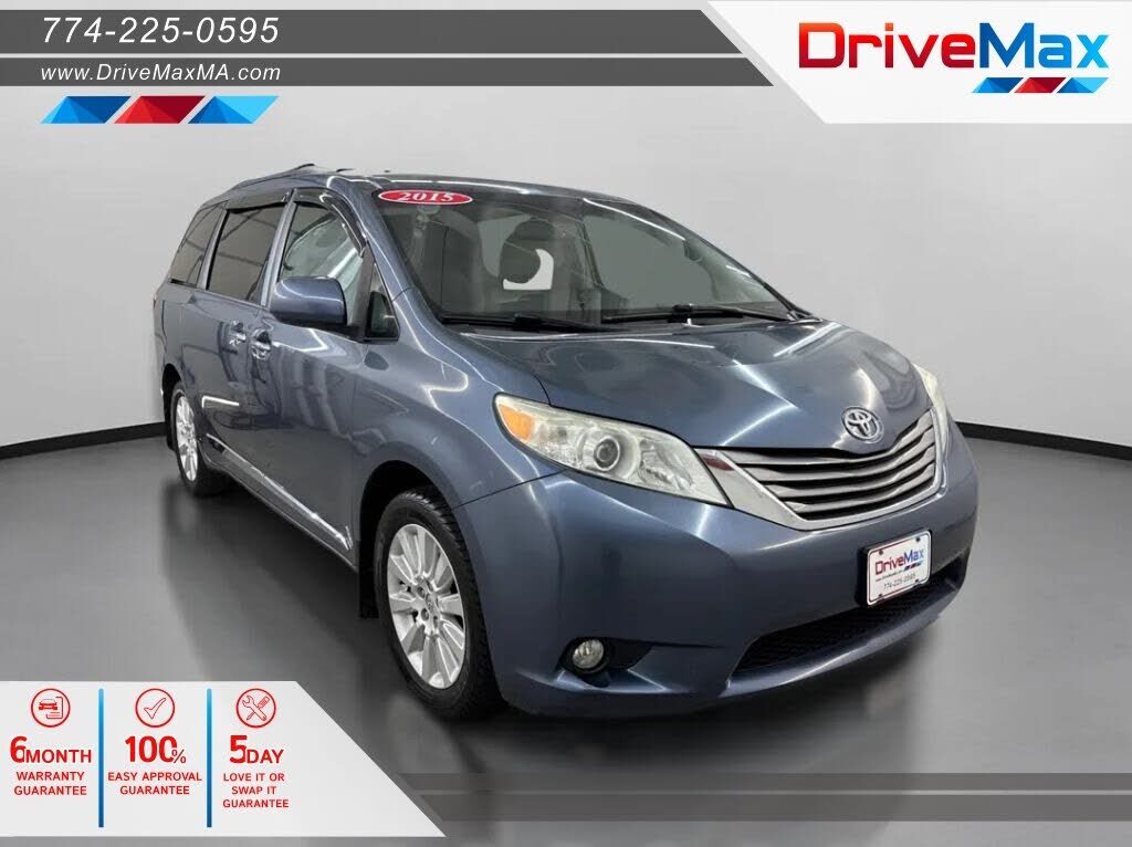 2015 TOYOTA Sienna