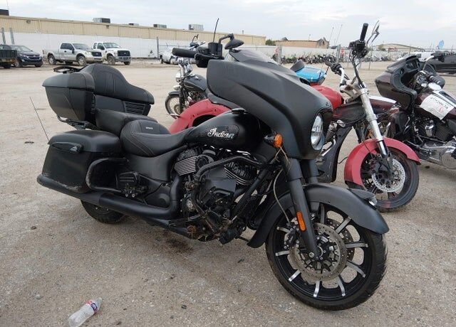 2021 INDIAN MOTORCYCLE Roadmaster Dark Horse