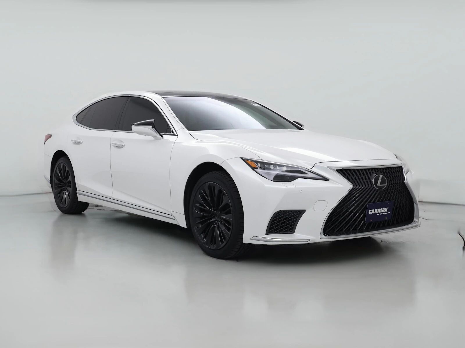 2022 LEXUS LS