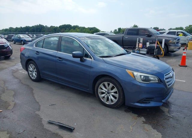 2017 SUBARU Legacy
