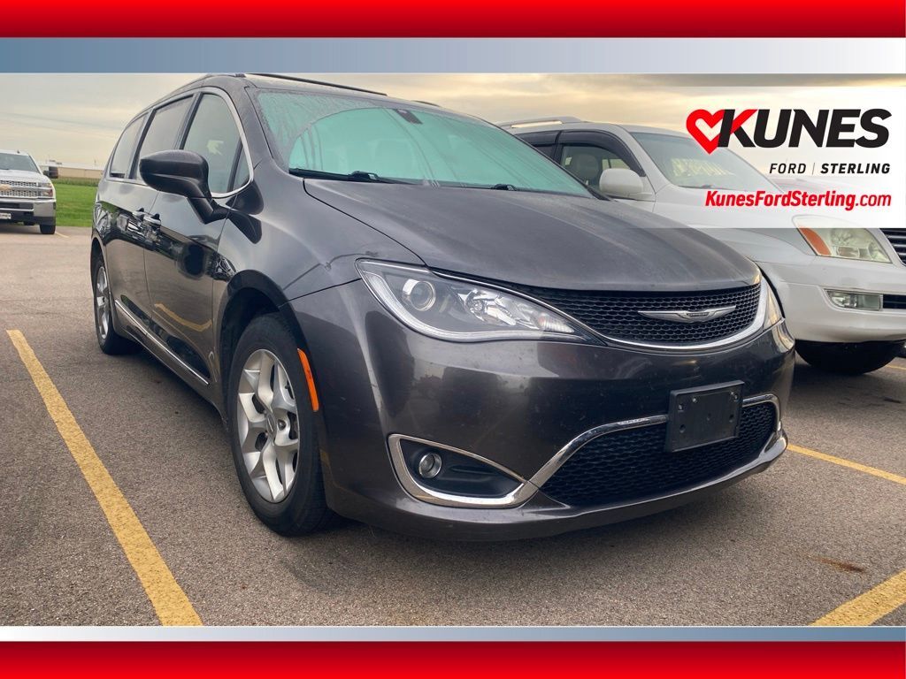 2020 CHRYSLER Pacifica