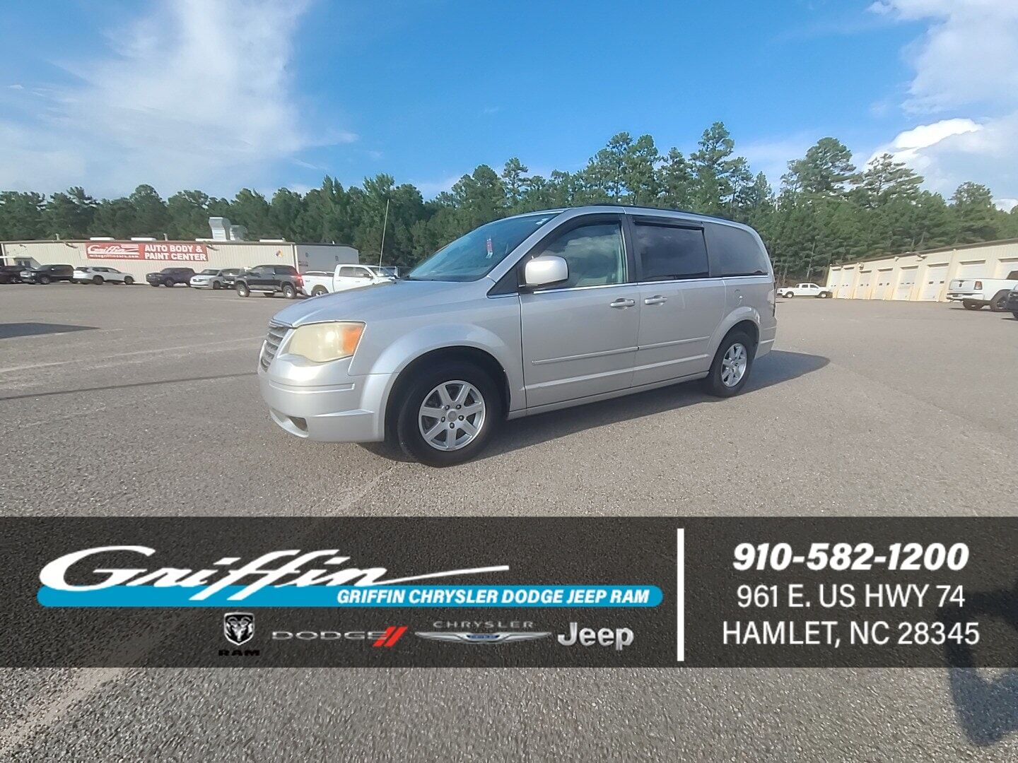 2010 CHRYSLER Town and Country