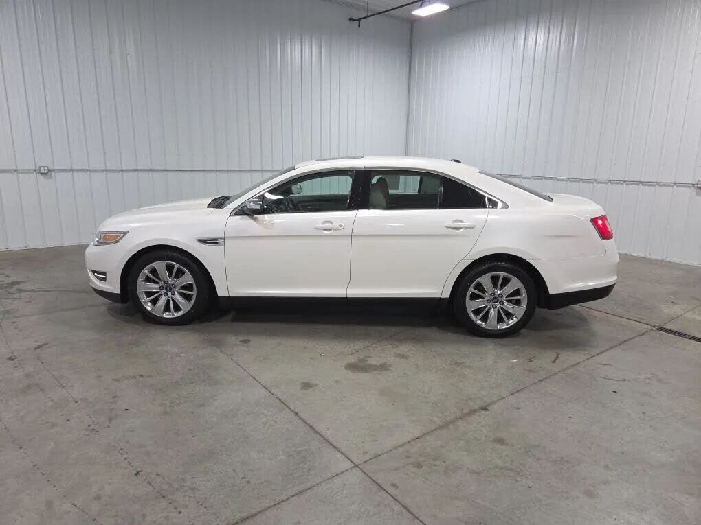 2012 FORD Taurus