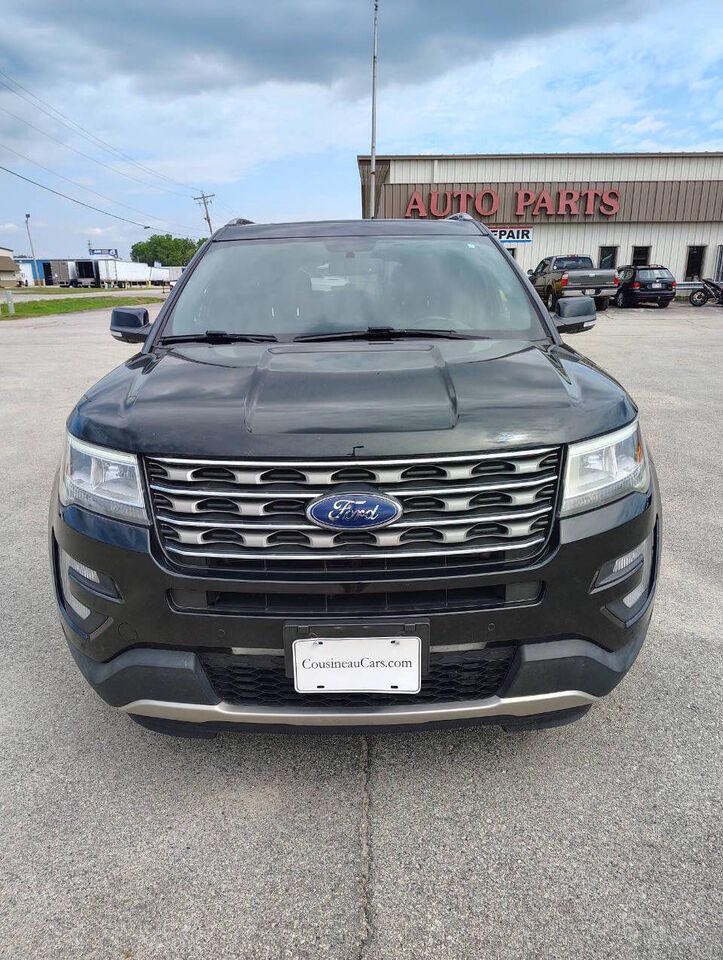 2017 FORD Explorer