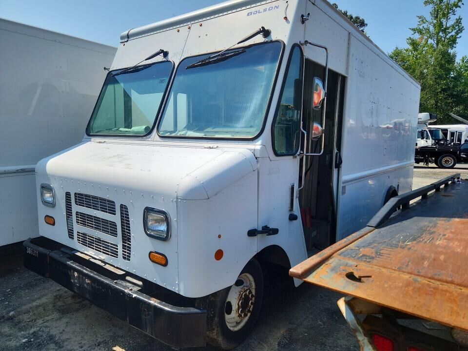 2012 FORD E-450
