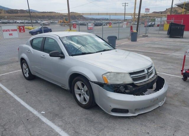 2012 DODGE Avenger