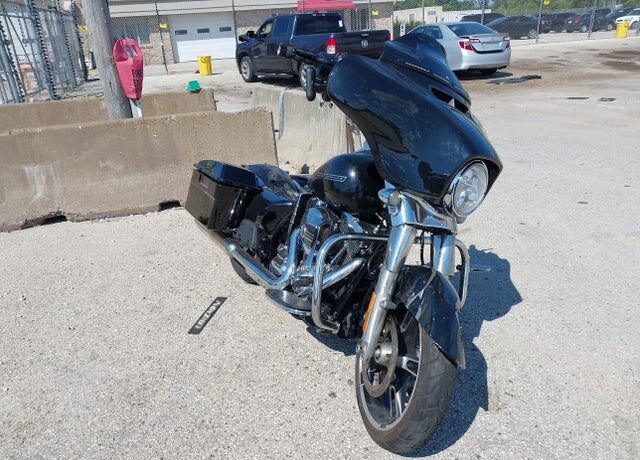 2014 HARLEY DAVIDSON Street Glide