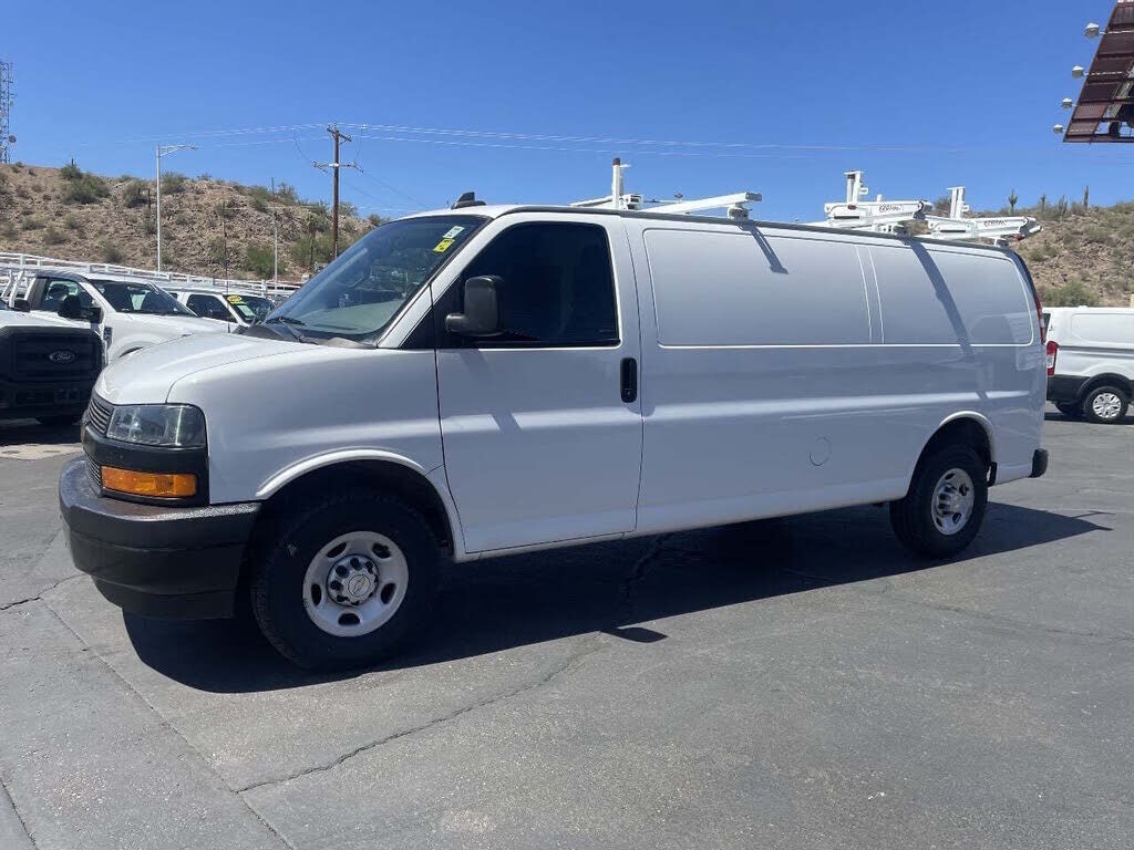 2021 CHEVROLET Express