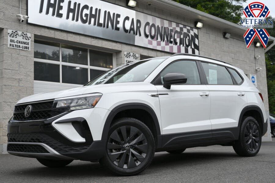 2024 VOLKSWAGEN Taos