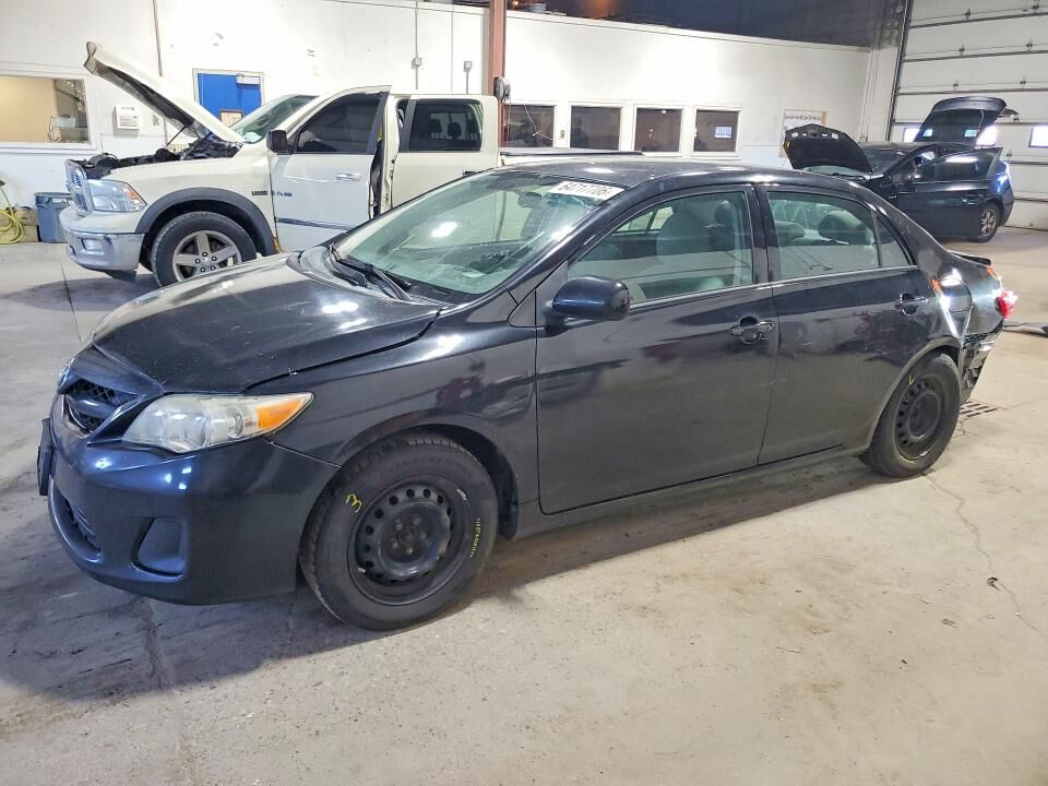 2011 TOYOTA Corolla