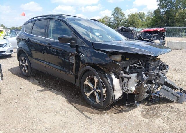 2017 FORD Escape