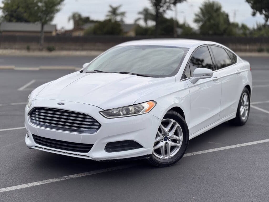2015 FORD Fusion