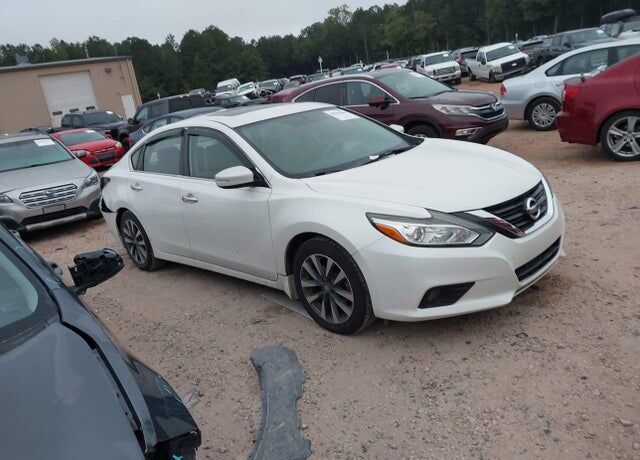 2016 NISSAN Altima