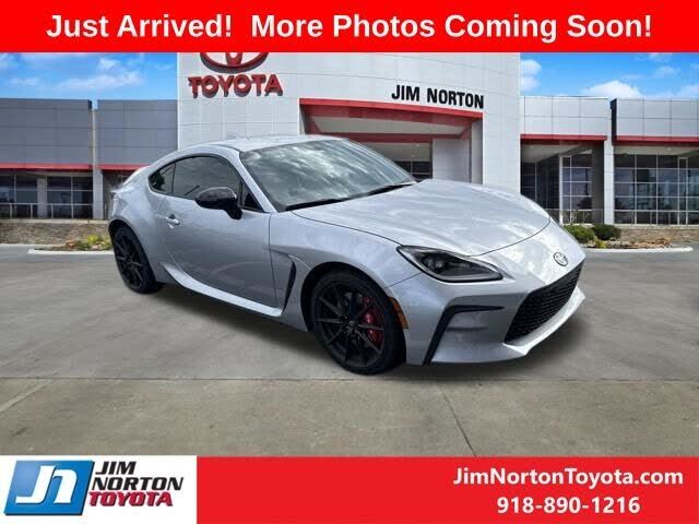 2026 TOYOTA GR86