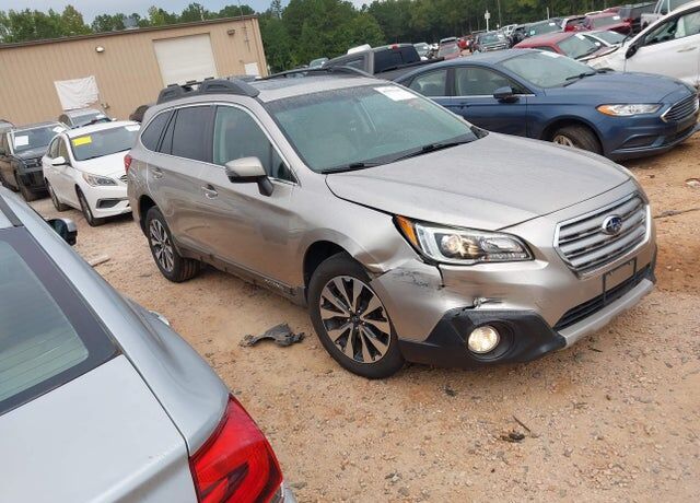 2015 SUBARU Outback