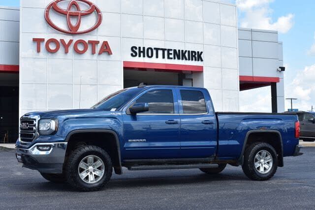 2016 GMC Sierra
