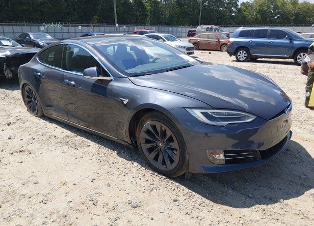 2020 TESLA Model S