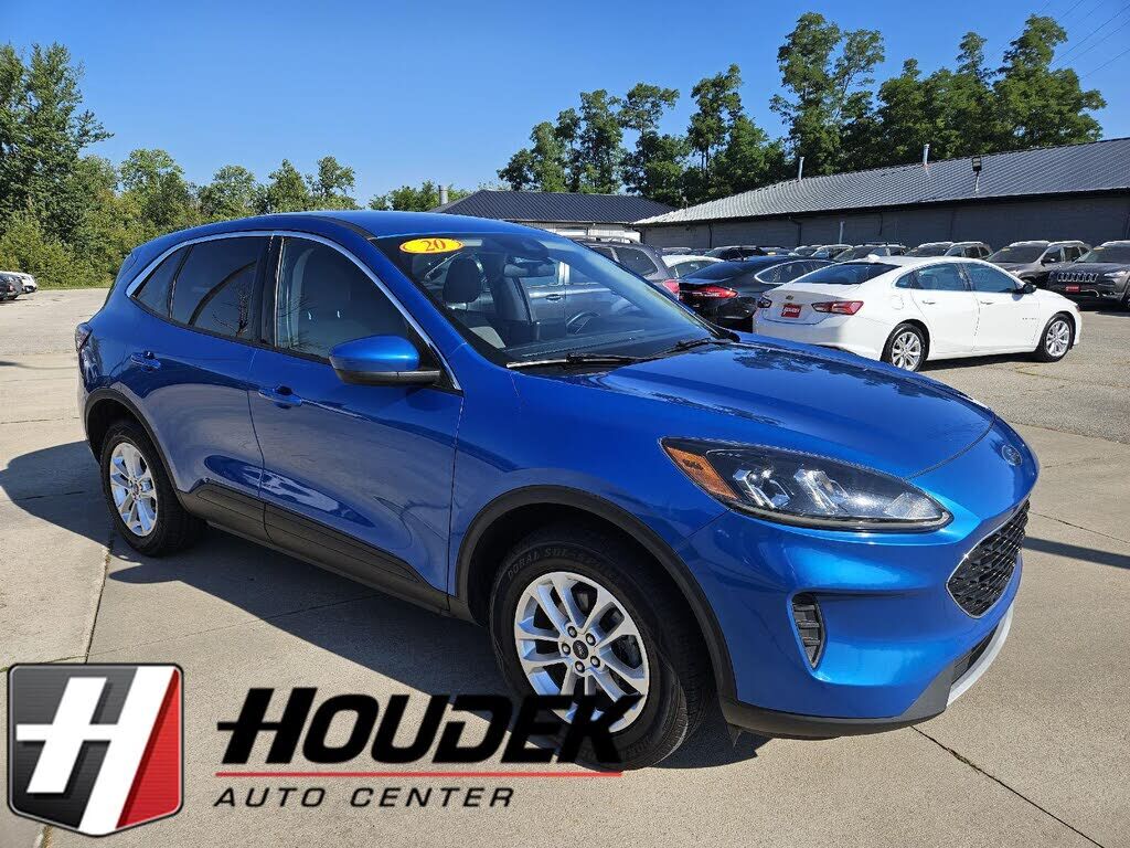 2020 FORD Escape