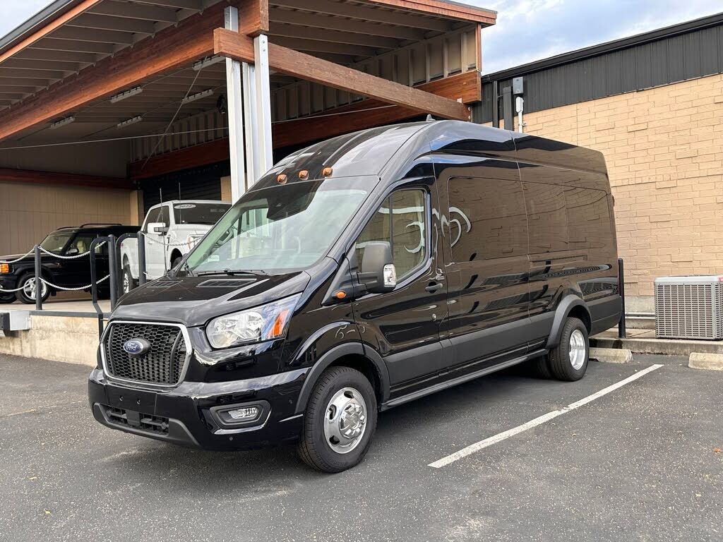 2025 FORD Transit