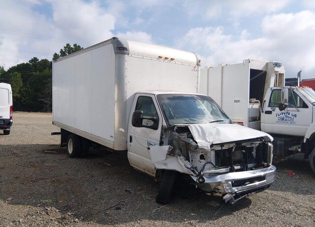 2018 FORD E-450
