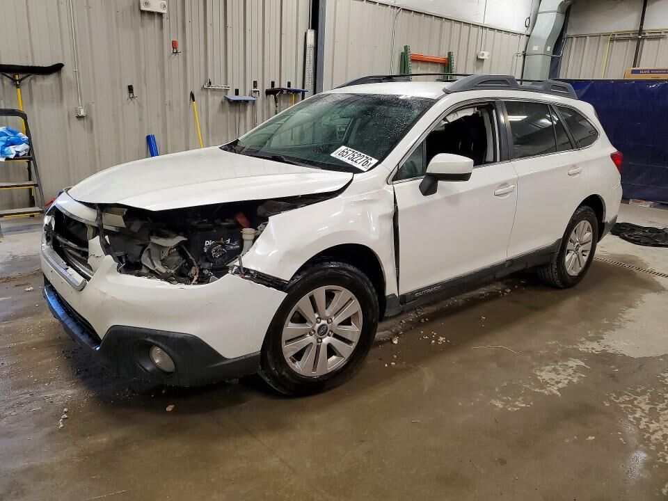 2015 SUBARU Outback