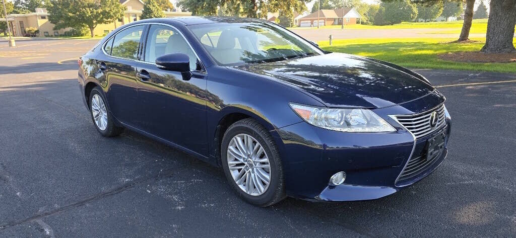 2013 LEXUS ES