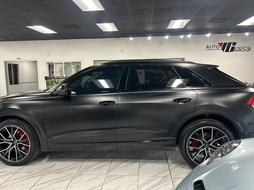 2023 Audi Q8