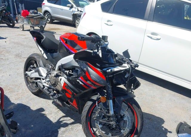 2025 APRILIA RS 457
