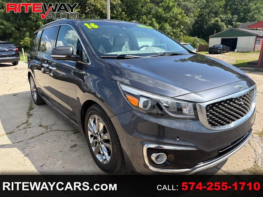 2016 KIA Sedona