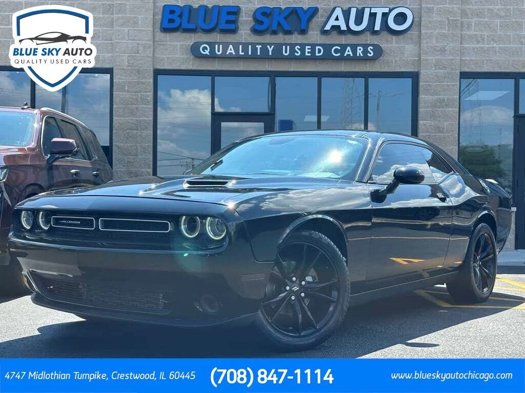2017 DODGE Challenger