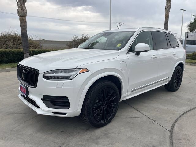 2022 VOLVO XC90