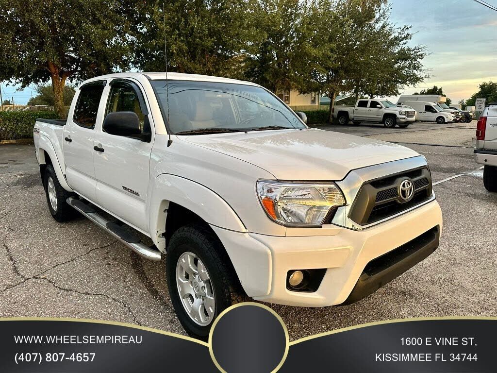 2015 TOYOTA Tacoma