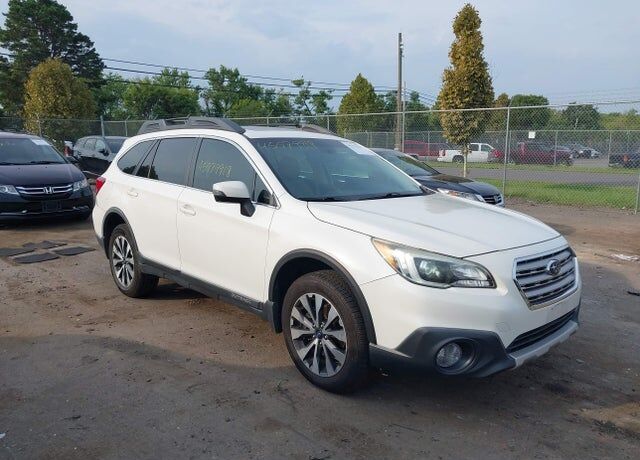 2016 SUBARU Outback