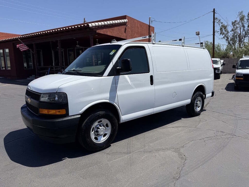 2021 CHEVROLET Express