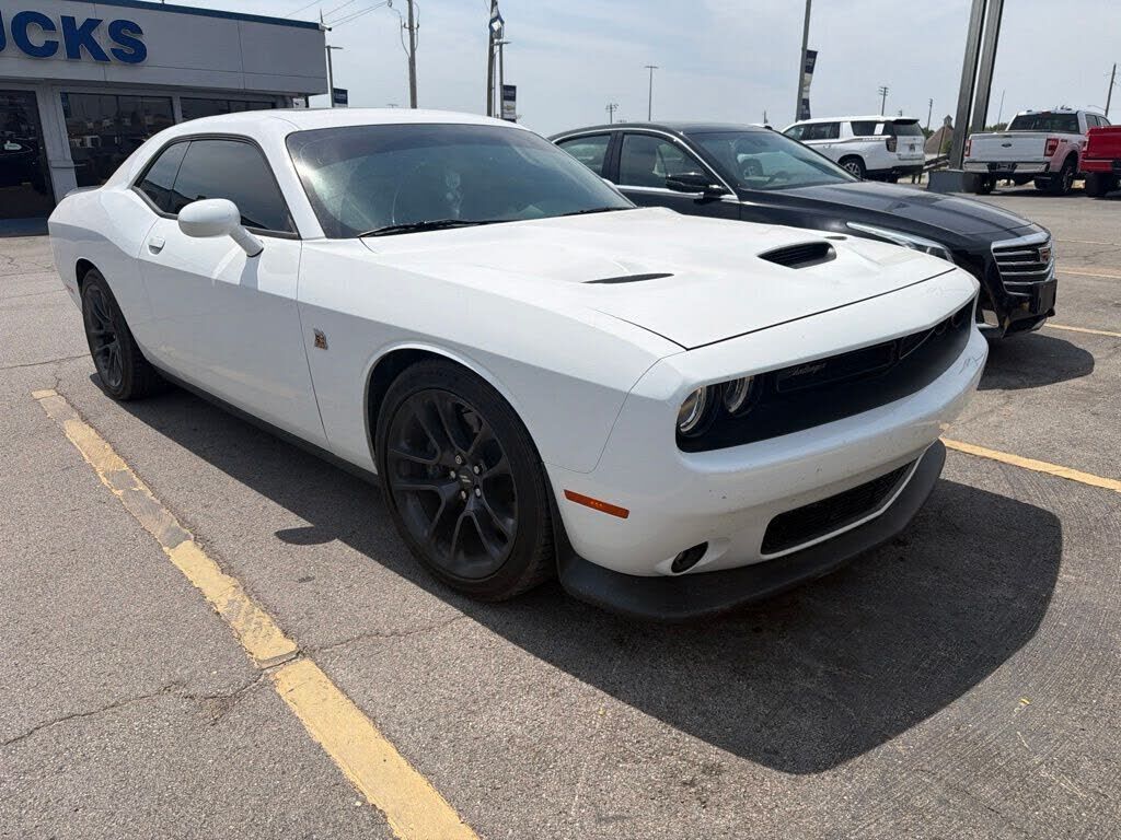 2023 DODGE Challenger