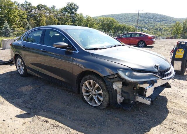 2016 CHRYSLER 200