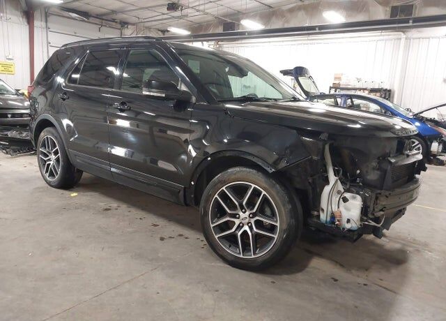 2019 FORD Explorer