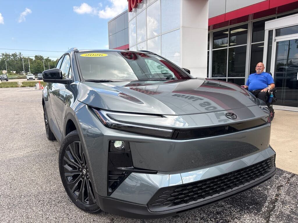 2026 TOYOTA C-HR
