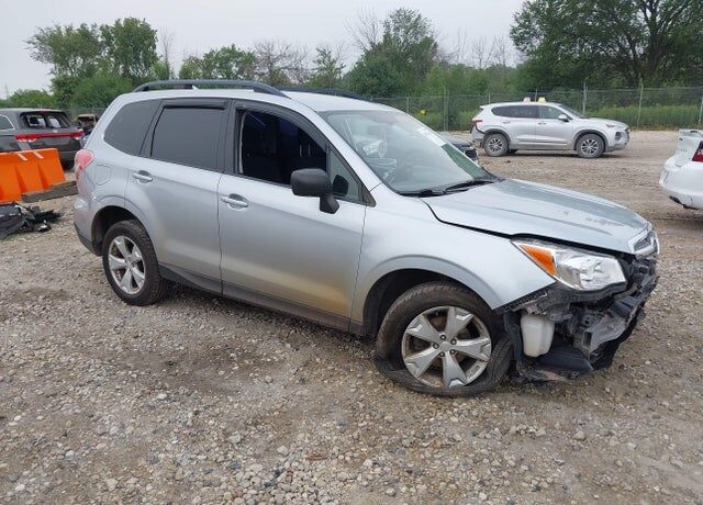 2016 SUBARU Forester