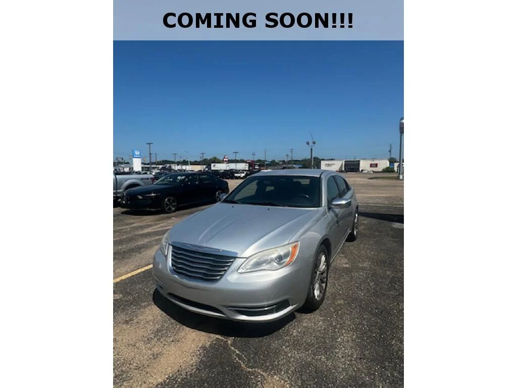 2012 CHRYSLER 200