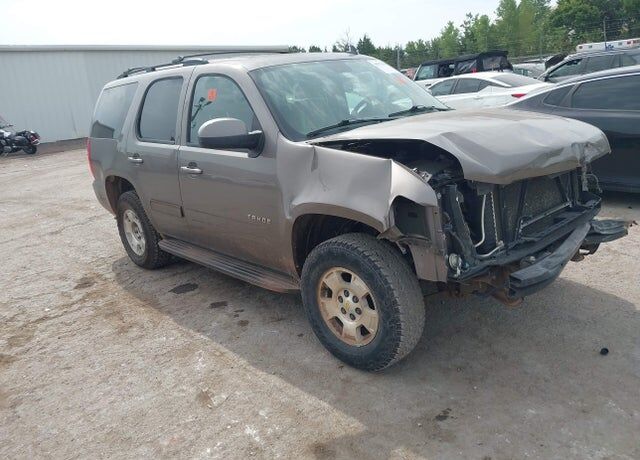 2011 CHEVROLET Tahoe