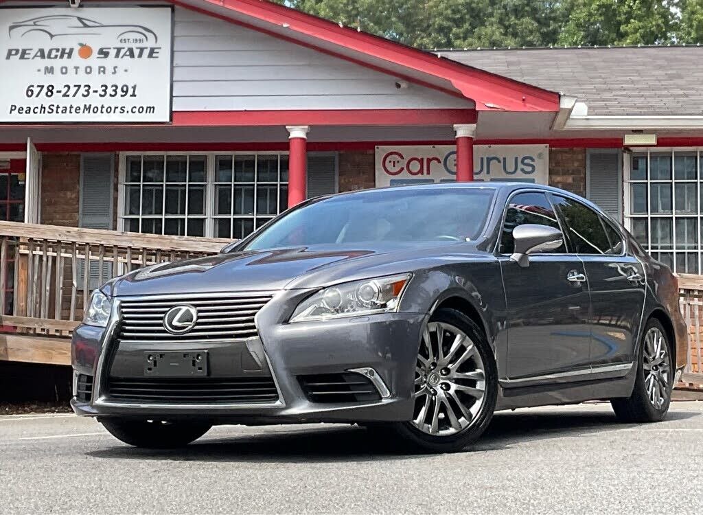2016 LEXUS LS