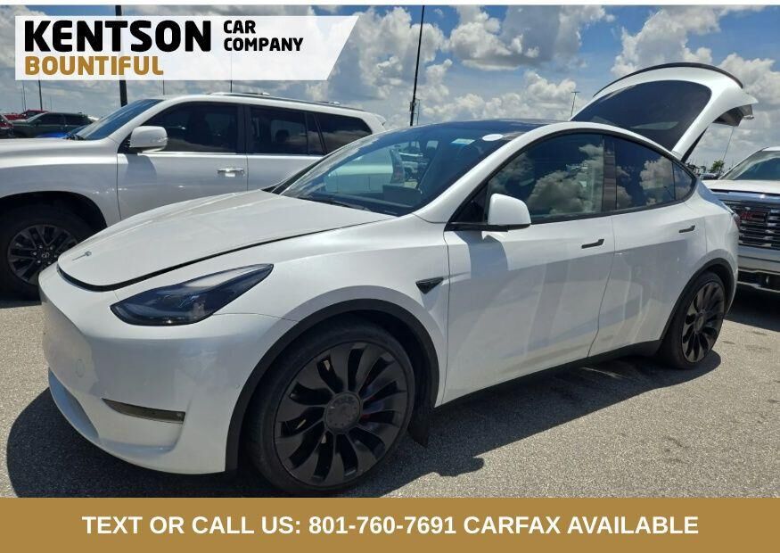 2022 TESLA Model Y