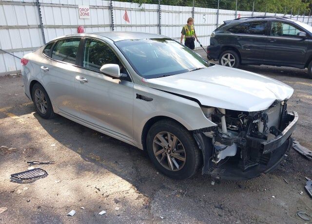 2019 KIA Optima